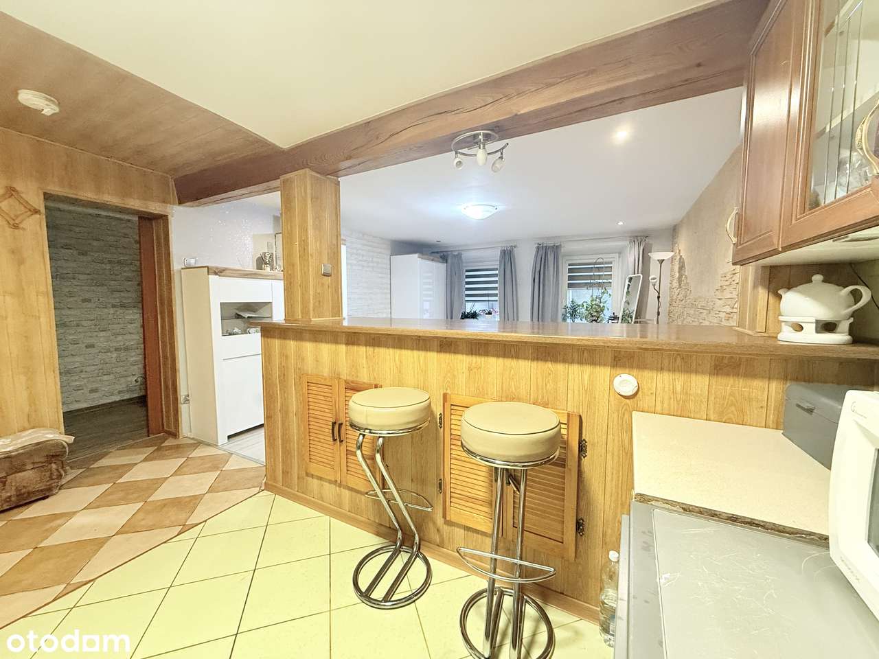 Dwupokojowe mieszkanie w centrum, pierwsze piętro-5