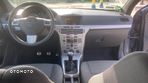 Opel Astra III GTC 1.6 Sport - 32