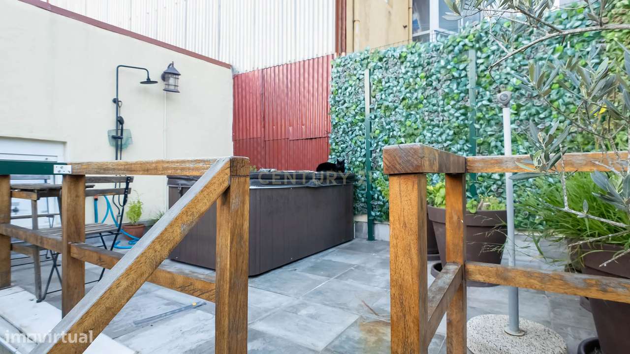 Arrenda-se Moradia T2  com terraço e jacuzzi– Rua Conde Vilas Boas, 18 - Grande imagem: 2/30