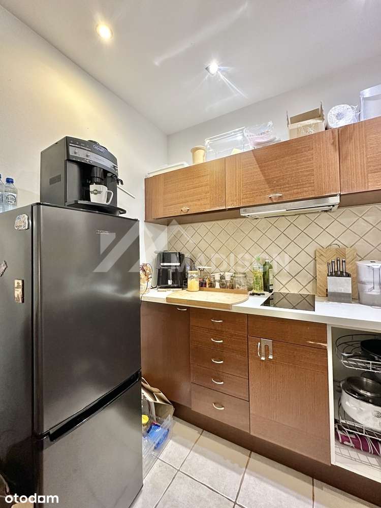 38m | 2 pokoje | duży balkon | komórka | garaż-5