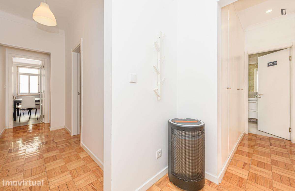 Quarto - localizado em Sete Rios Lisbon - Grande imagem: 2/10