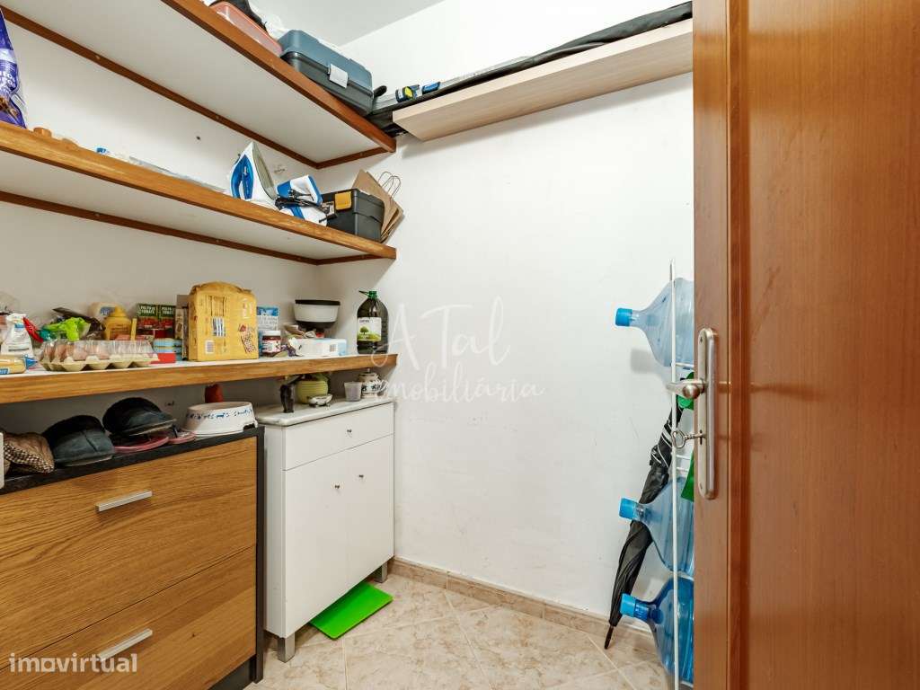 Apartamento T2 no Barreiro-12