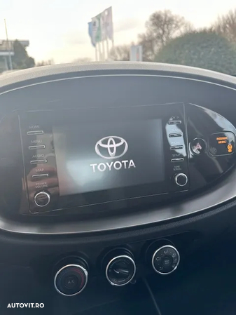 Toyota Aygo X 1.0l MT Active - 12
