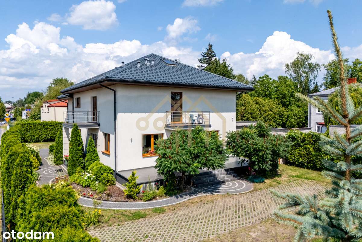 Przestronny dom w centrum Piaseczna - Pełny obrazek: 3/20