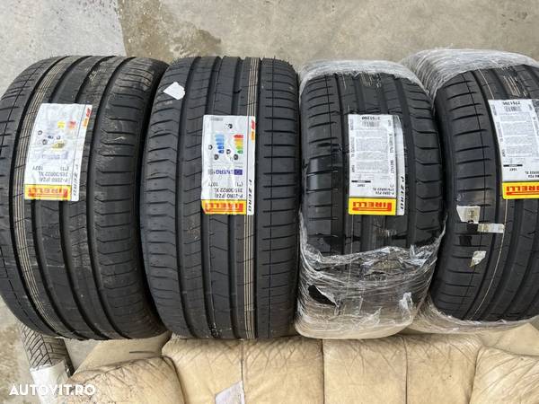 vând set anvelope 275/35/22-315/30/22 Pirelli de vară noi - 1