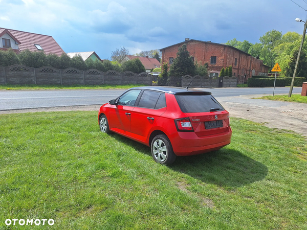 Skoda Fabia 1.0 Active - 4