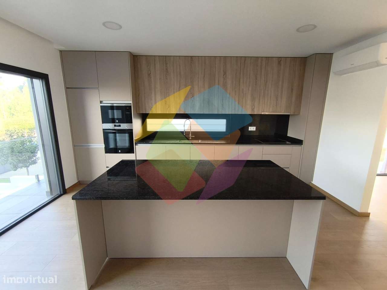 Moradia em Lobão, moderna, luminosa e pensada para o conforto da fam?-14