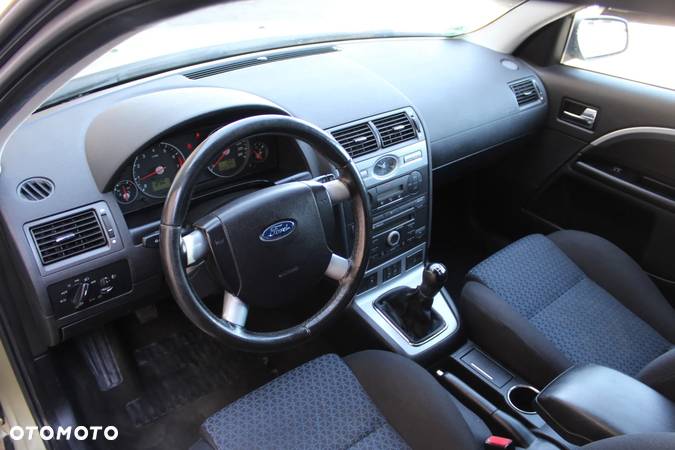 Ford Mondeo 1.8 Ambiente - 5