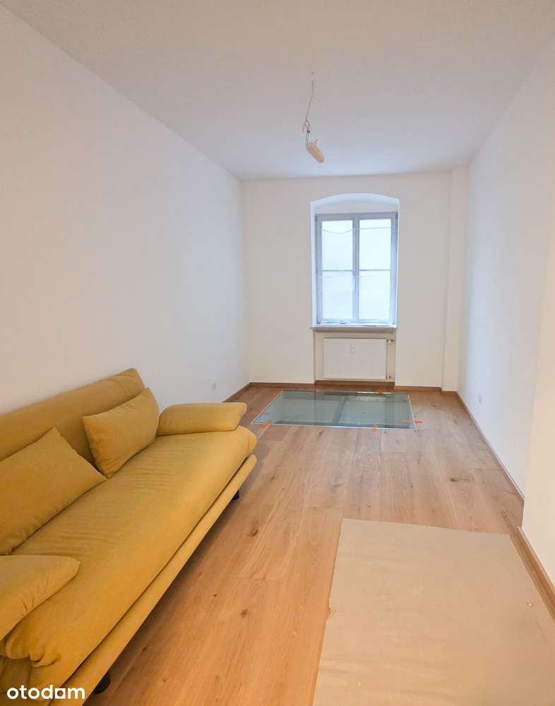 Unikatowy loft w sercu Poznania – cegła – szklane sufity -dwupoziomowy-6