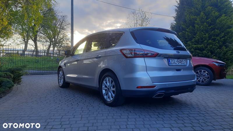 Ford S-Max 2.0 TDCi Titanium PowerShift - 2