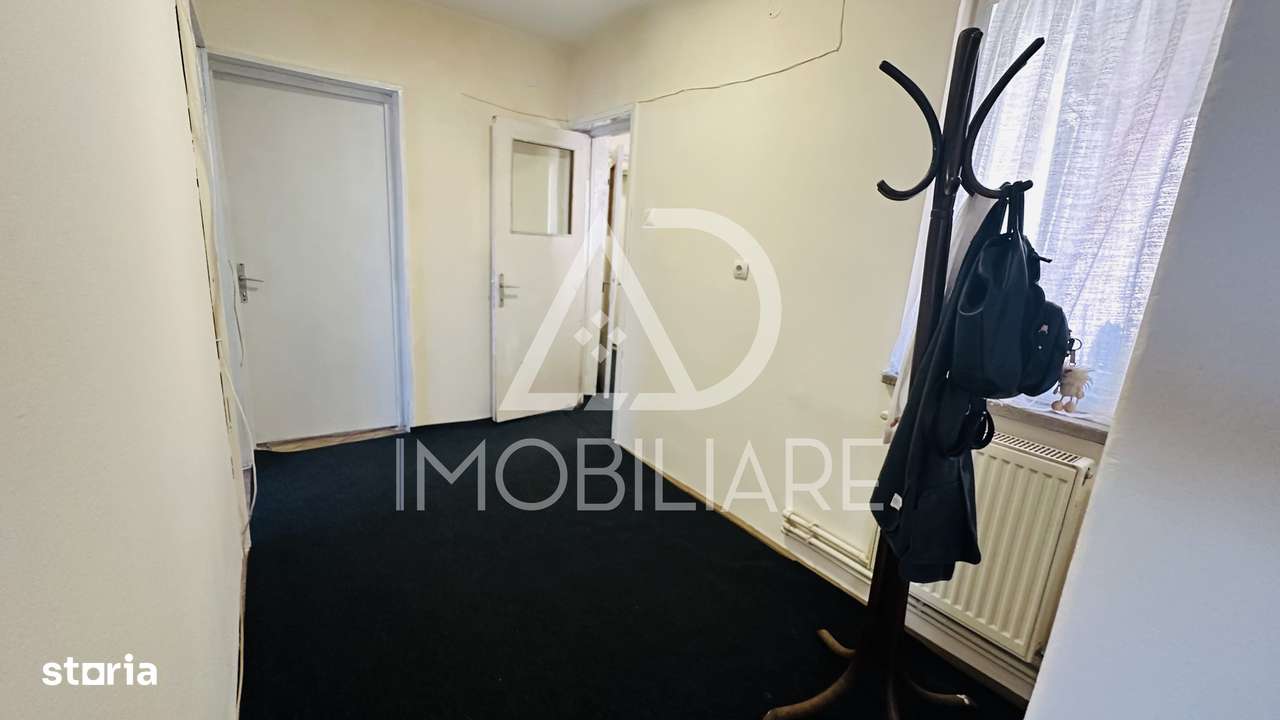 Apartament 3 camere de vânzare , strada Nicolae Bălcescu - Imagine principală: 3/10