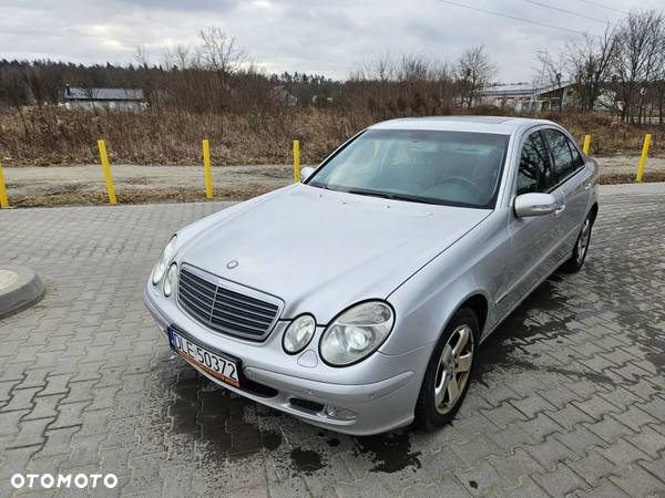 Mercedes-Benz Klasa E 320 CDI Classic - 1