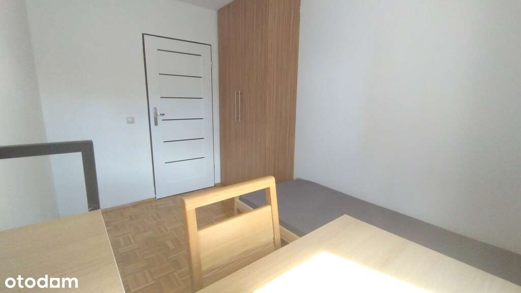 pokój  Metro Stadion Narodowy SWPS - Pełny obrazek: 2/7