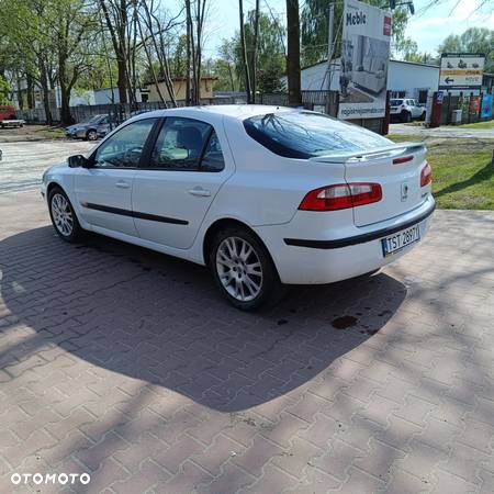 Renault Laguna II 2.0T 16V Expression - 9