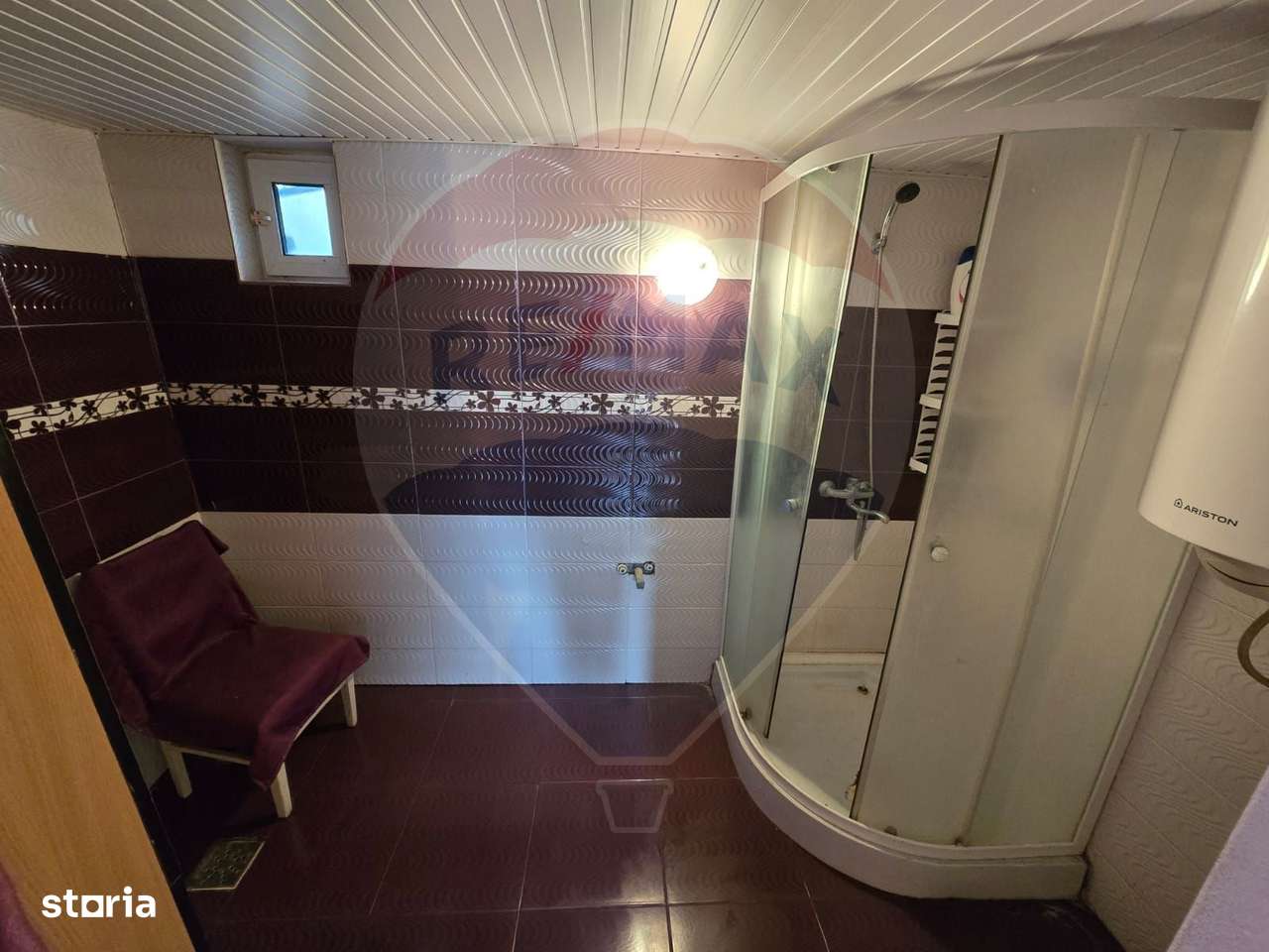 Casă / Vilă cu 6 camere de vânzare-5