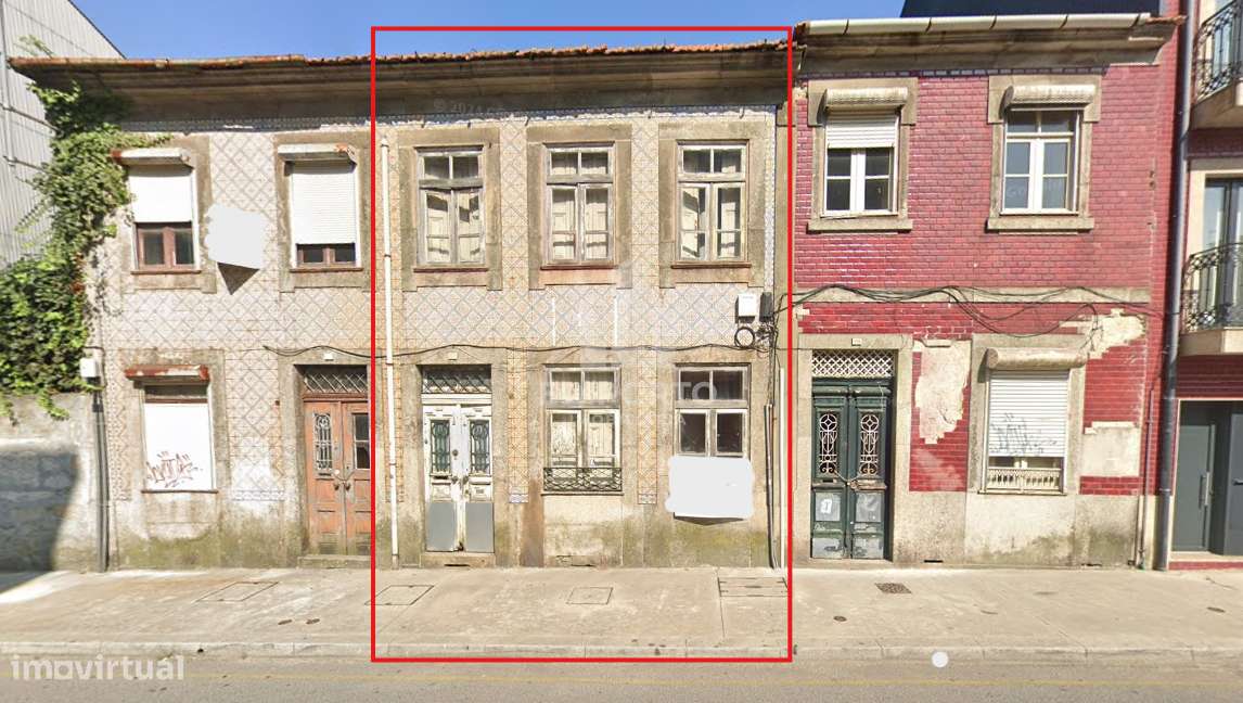 Futura Moradia de Luxo T3 com Jardim e Escritório – Rua de Oliveira Mo-9