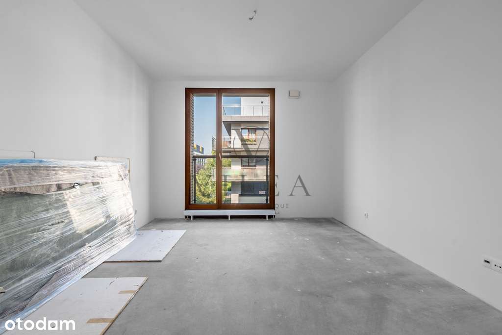 stan deweloperski / salon 50 m2 / 4 x garaż-12