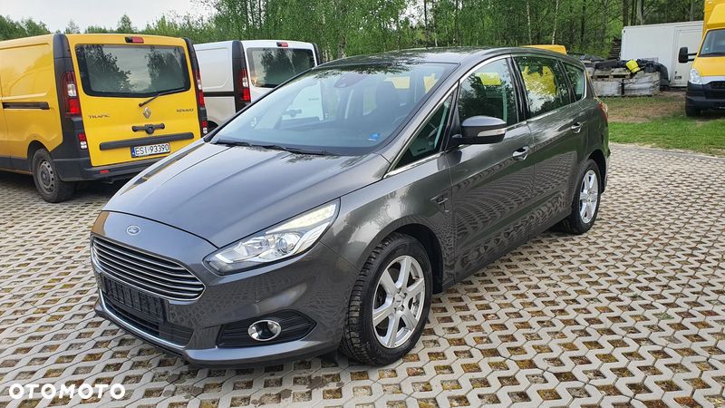 Ford S-Max 2.0 EcoBlue Titanium - 1