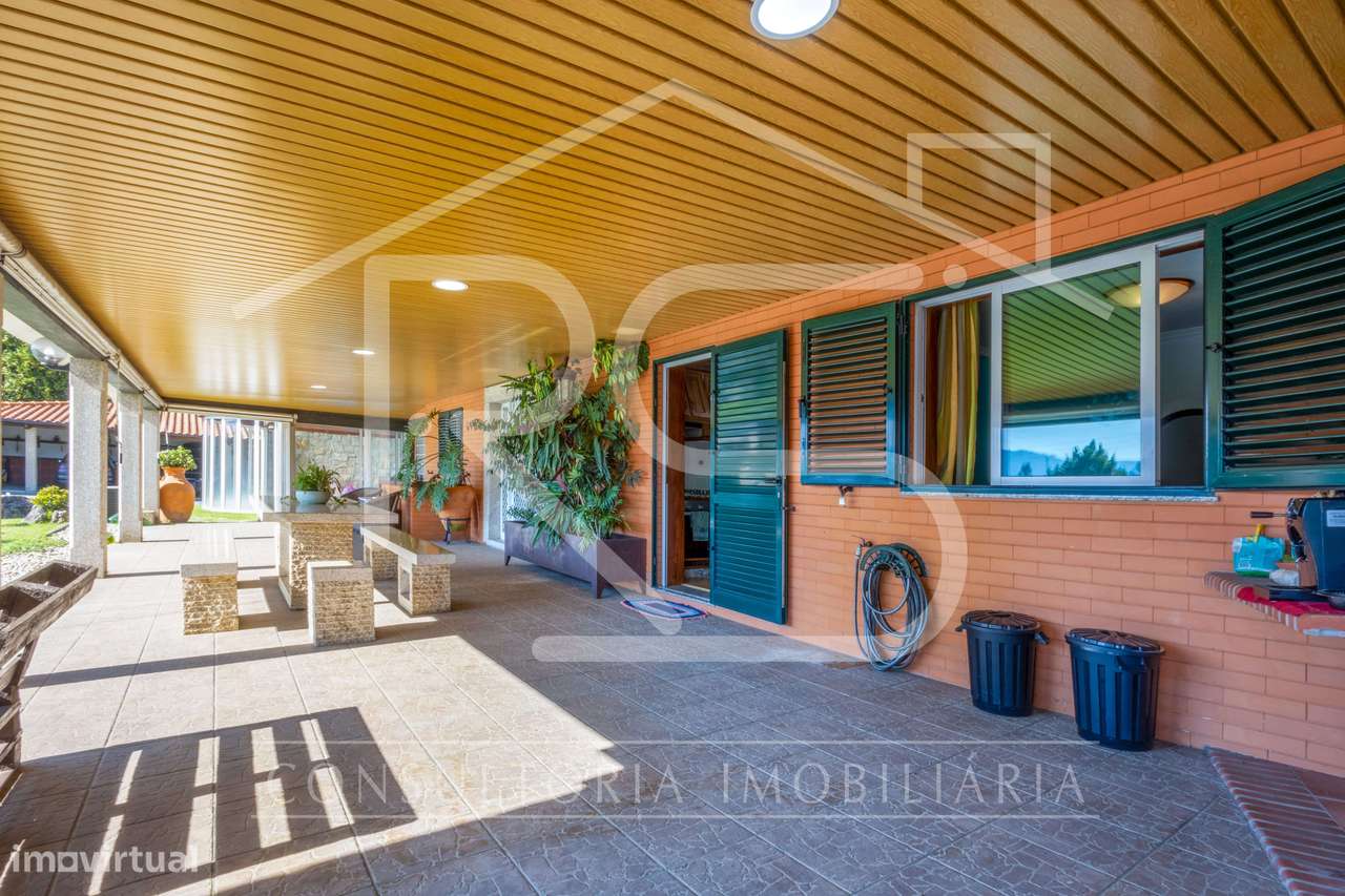 Moradia  T3 com Piscina, Landim, Famalicão-17