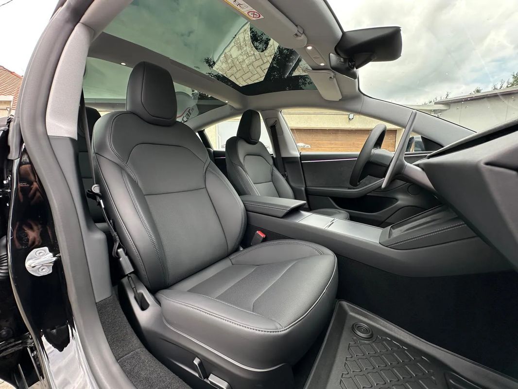 Tesla Model 3 Langstreckenbatterie Allradantrieb Dual Motor - 28