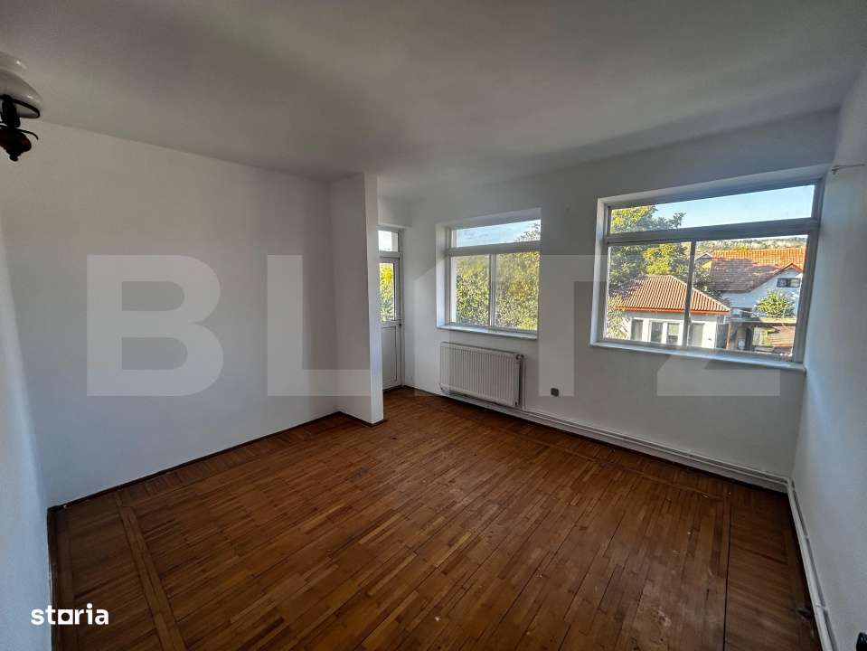 Casa de vanzare, 300 mp, strada Jiului - Imagine principală: 3/8