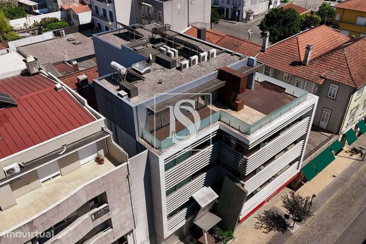 Apartamento c/ TERRAÇO no centro da cidade de BARCELOS!-4