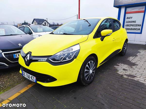 Renault Clio 1.2 16V 75 Life - 9