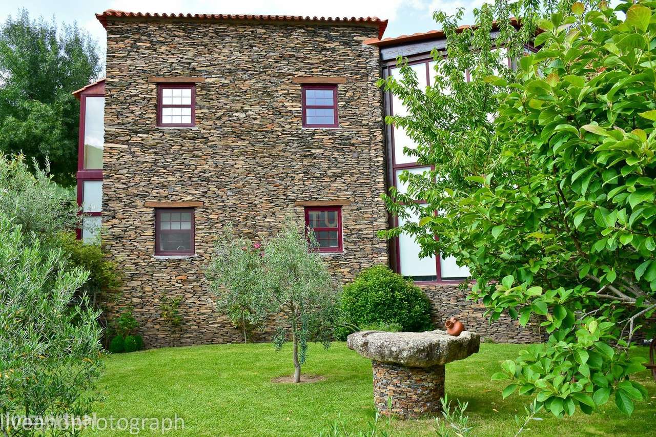 Casa Lagar da Alagoa, um refúgio com potencial no coração da Serra da - Grande imagem: 5/17