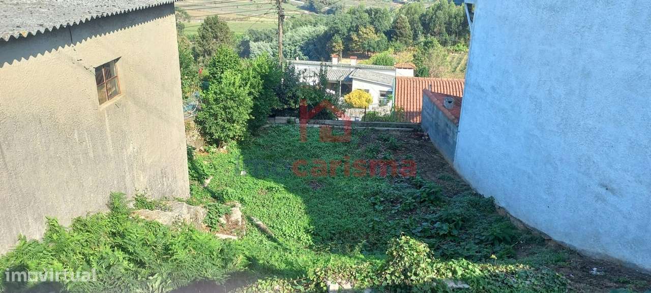 Terreno para Construção com 240m2 em Santo Tirso - Grande imagem: 4/5