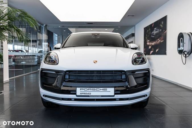 Porsche Macan Standard - 15