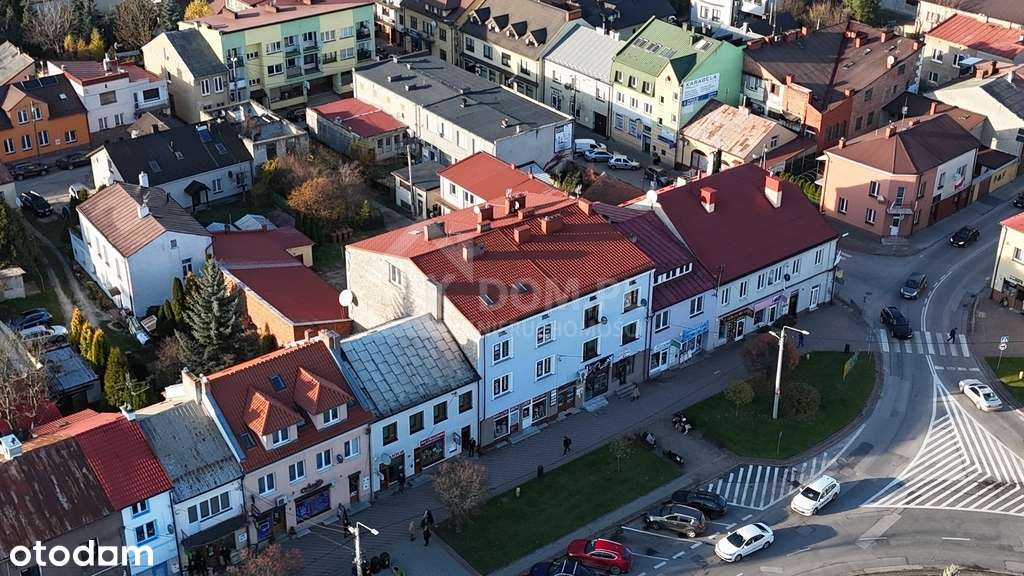 Kamienica w centrum Staszowa - bardzo dobry stan-11