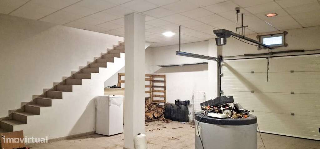 Moradia V4 em banda - Vieira do Minho-31