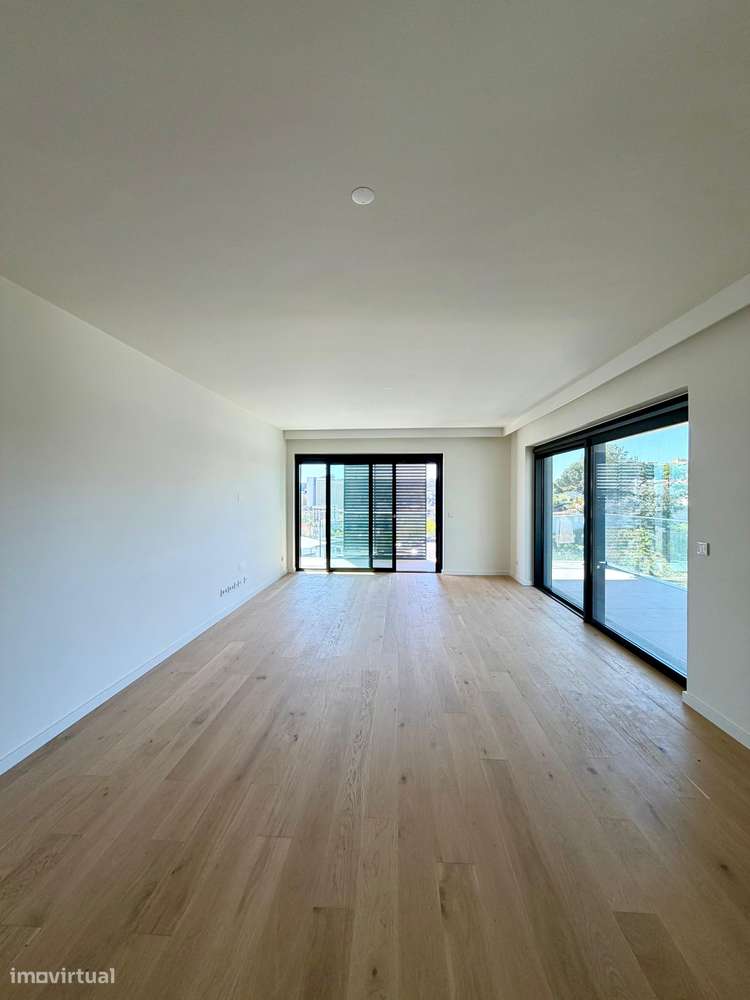 Apartamento T4 condomínio c/ piscina – Av. Novas - Grande imagem: 4/12