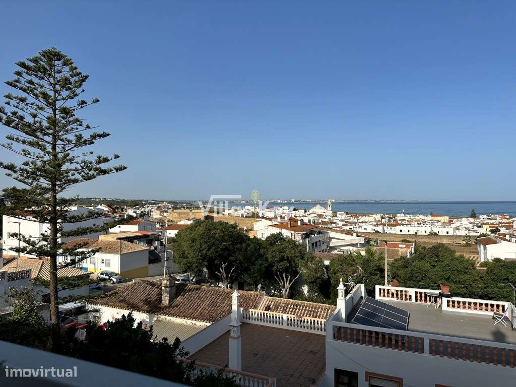 Moradia 6 quartos, no centro de Lagos com excelente vista mar, Lago...-16