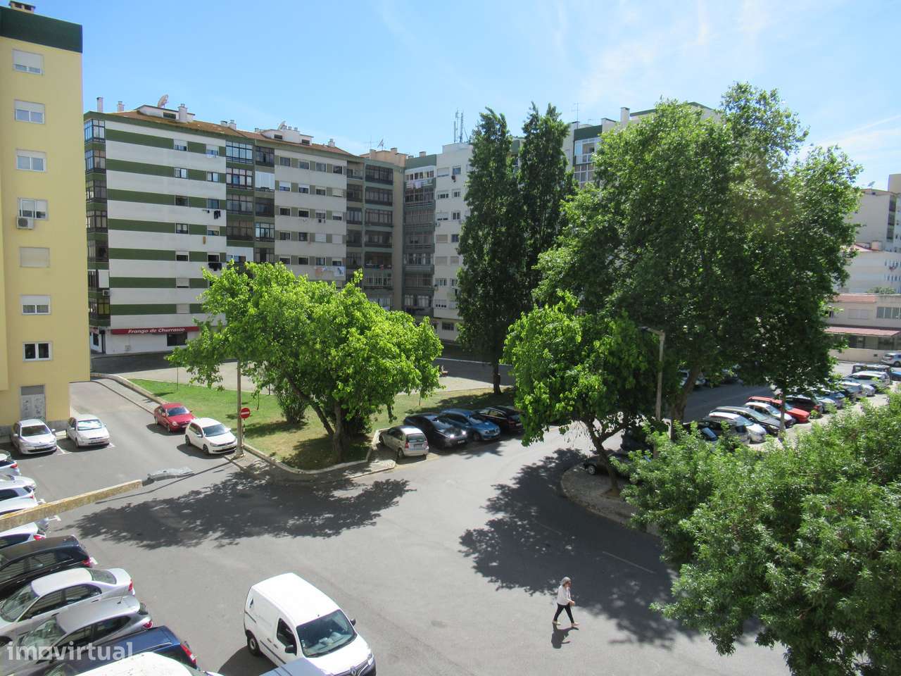 Apartamento T2 renovado na Amora, perto do rio - Grande imagem: 5/18