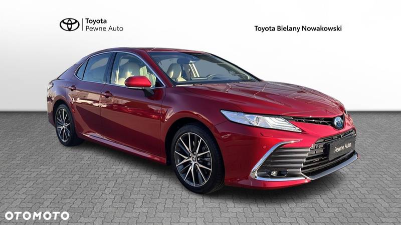 Toyota Camry - 27