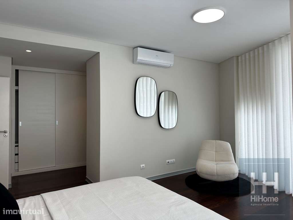 Apartamento T4 mobilado no Edificio Funchal Centrum-29