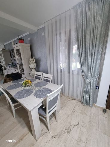 Casa deosebita de vanzare Sanmartin-4