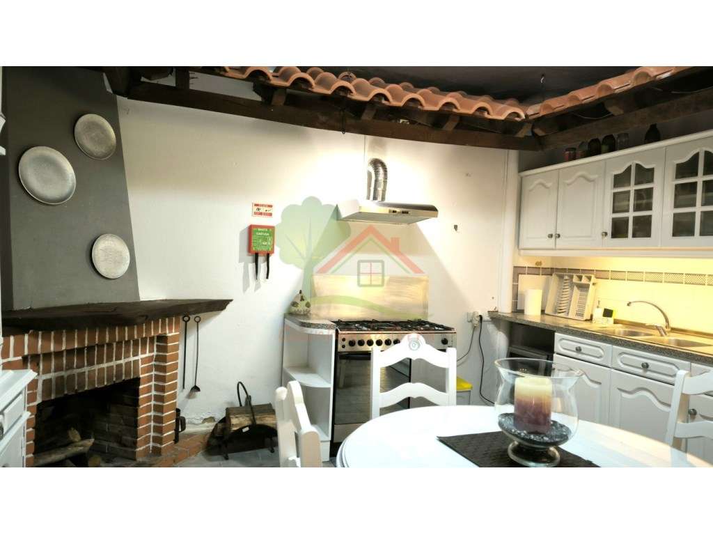 Moradia T5 com Vista de Mar Deslumbrante em Baleia, Carvoeira!-39