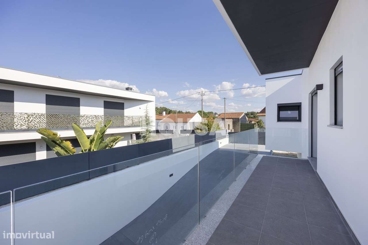 Moradia T3 Nova na Touria-19