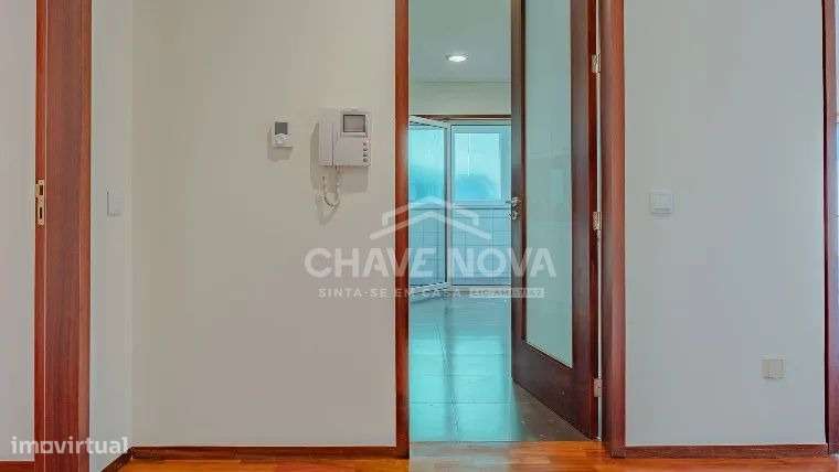 Apartamento T2 Praça das Flores, Porto-3