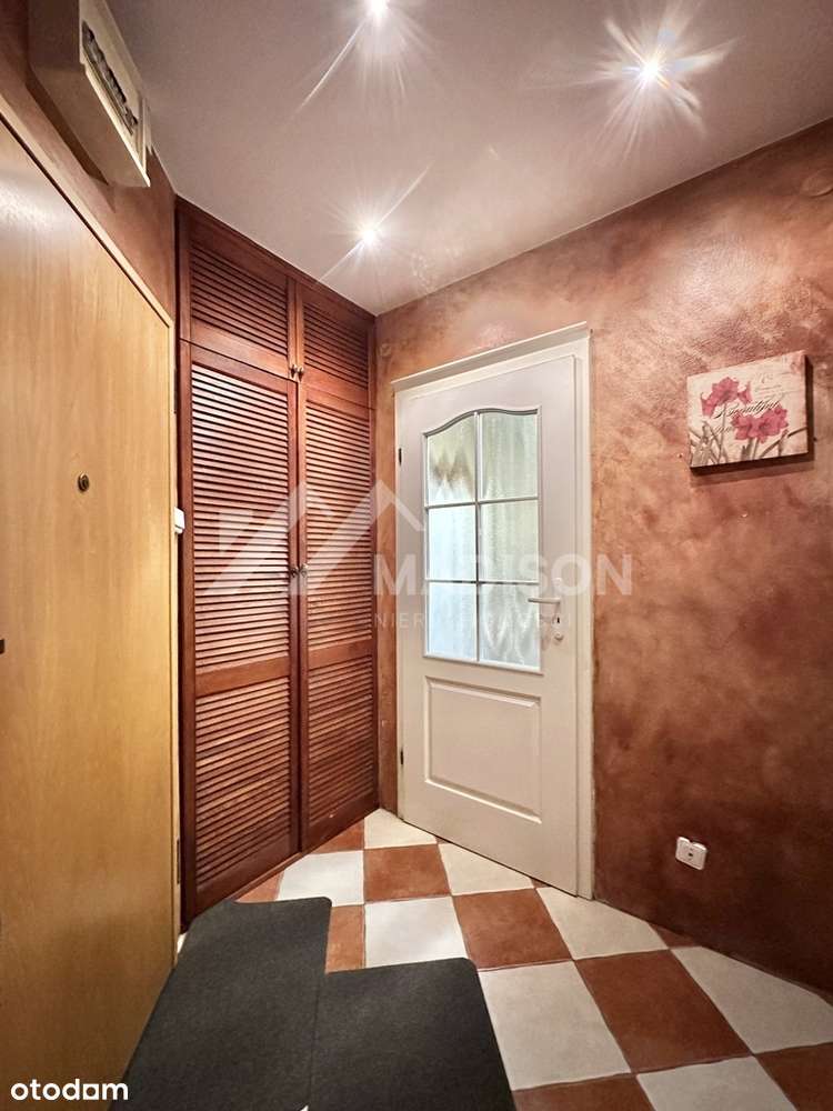 38m | 2 pokoje | duży balkon | komórka | garaż-9