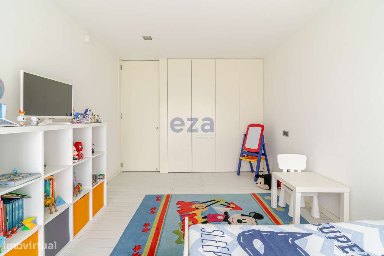 Moradia T5 em Balança, Terras de Bouro.-13