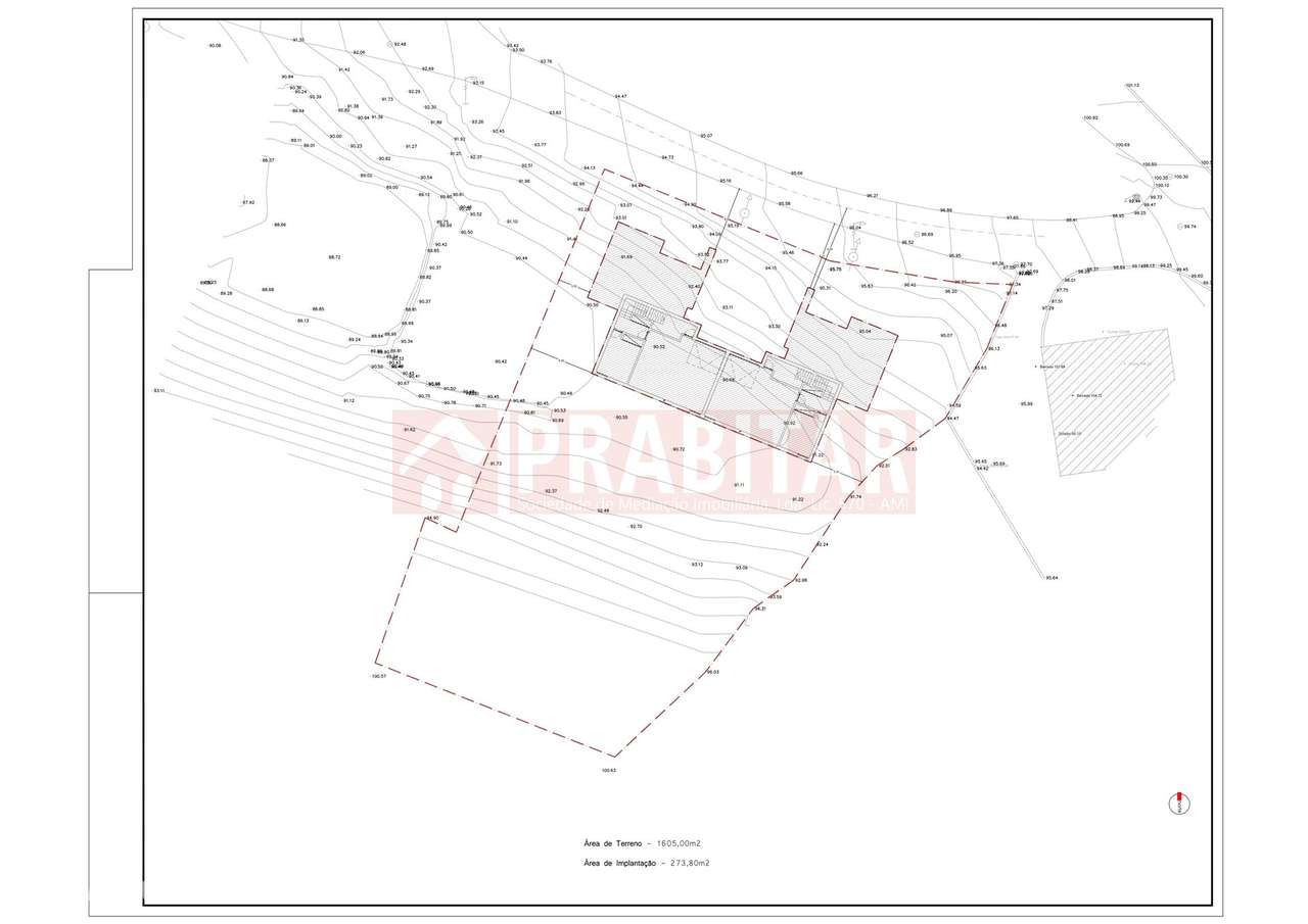 MORADIA TIPO T4 COM GARAGEM e grande terreno plano  NOVA-19