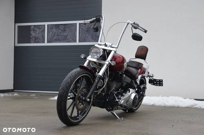 Harley-Davidson Softail Breakout - 10