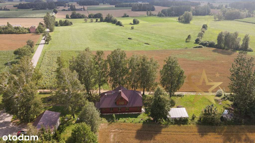 *Dawna szkoła - teraz pięknie odnowiona*-12