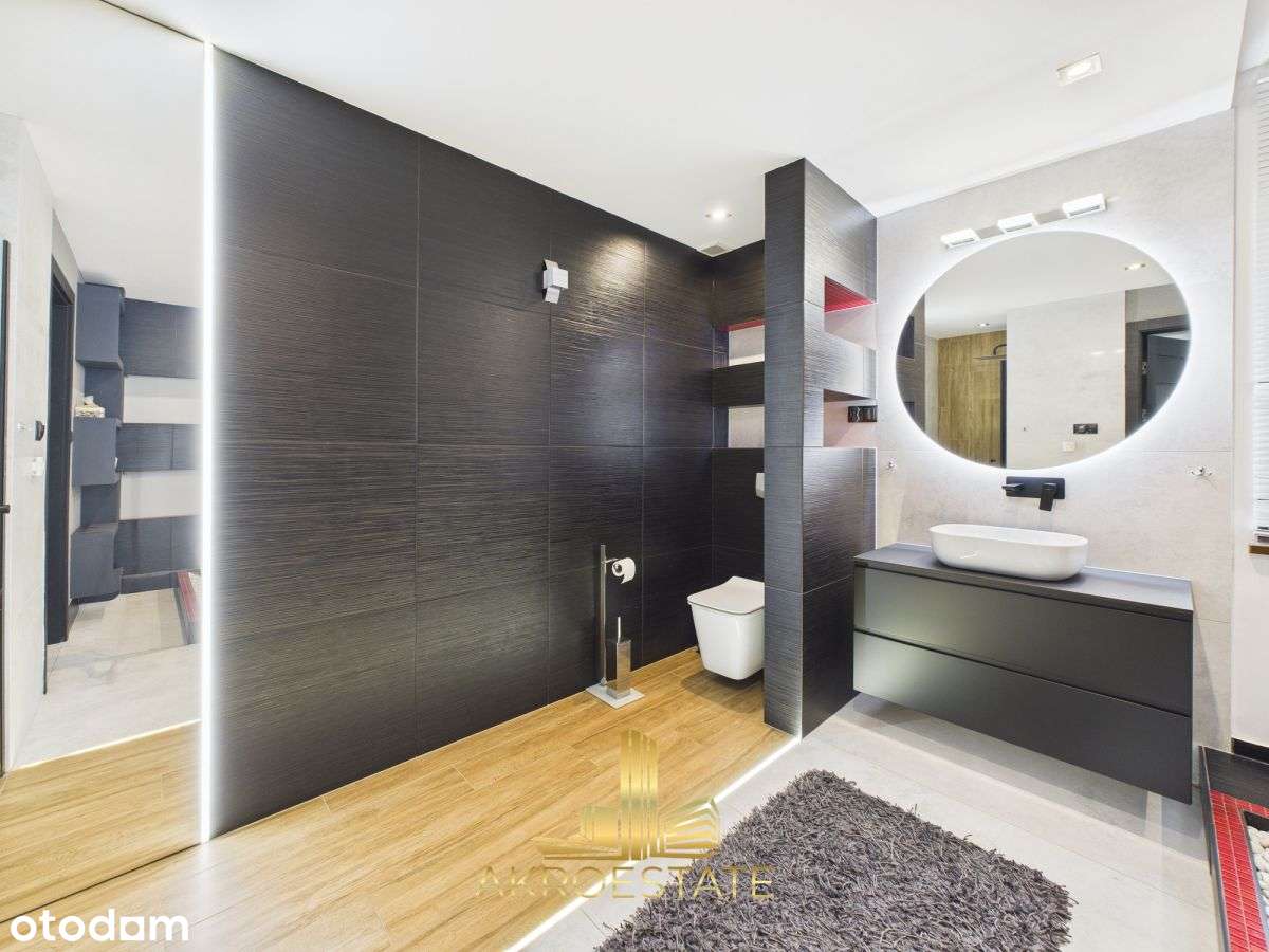 Elegancki i przestronny dom rodzinny!-12