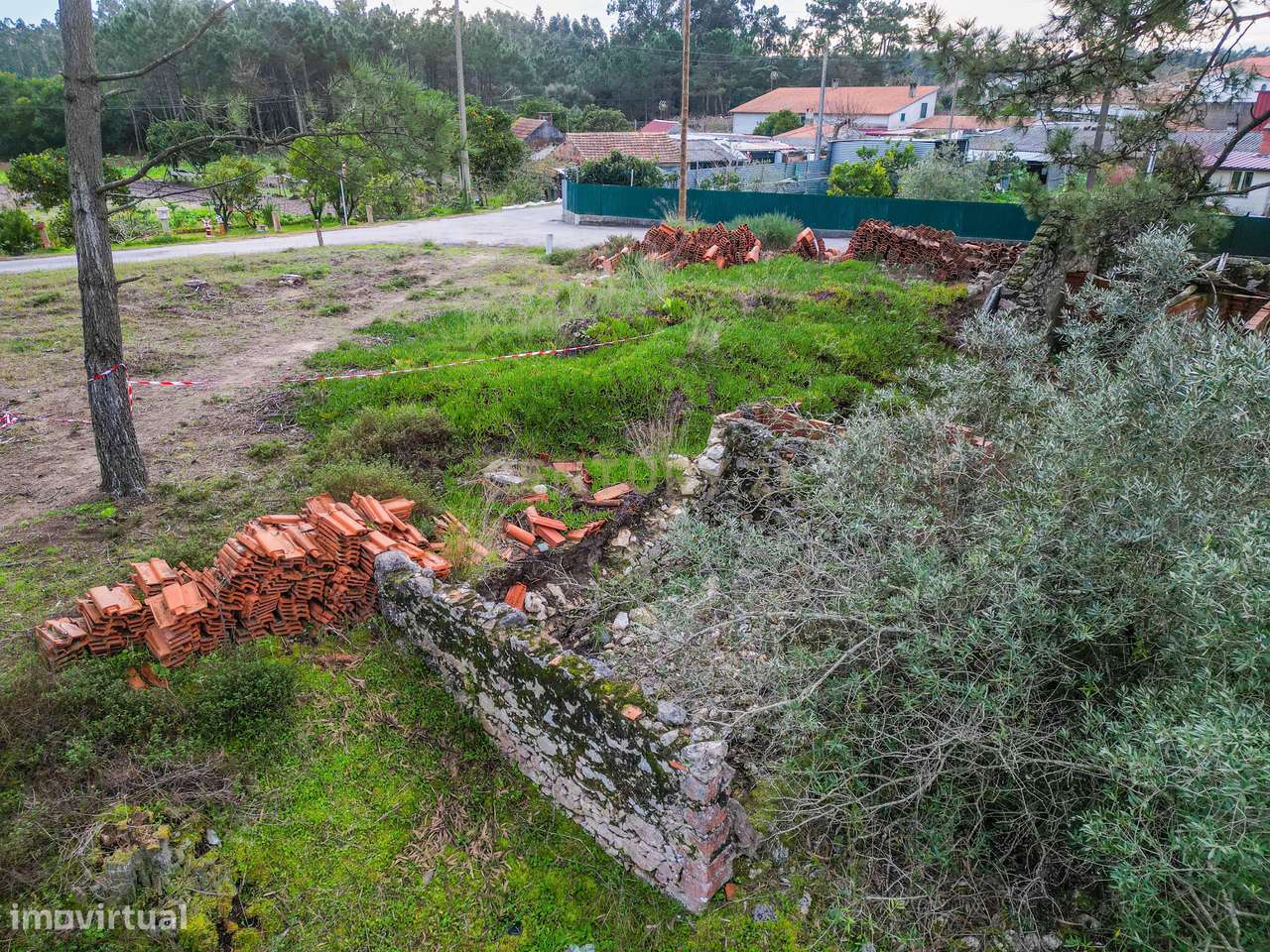 Terreno Misto com Potencial Construtivo em Moinhos da Gândara – Figuei-19