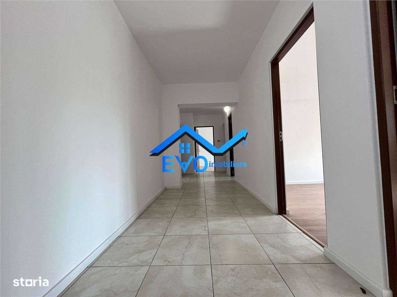 Apartament 3 camere, liber, 80 mp, DE VANZARE, etajul 2 din 4, 1997, L - Imagine principală: 5/13