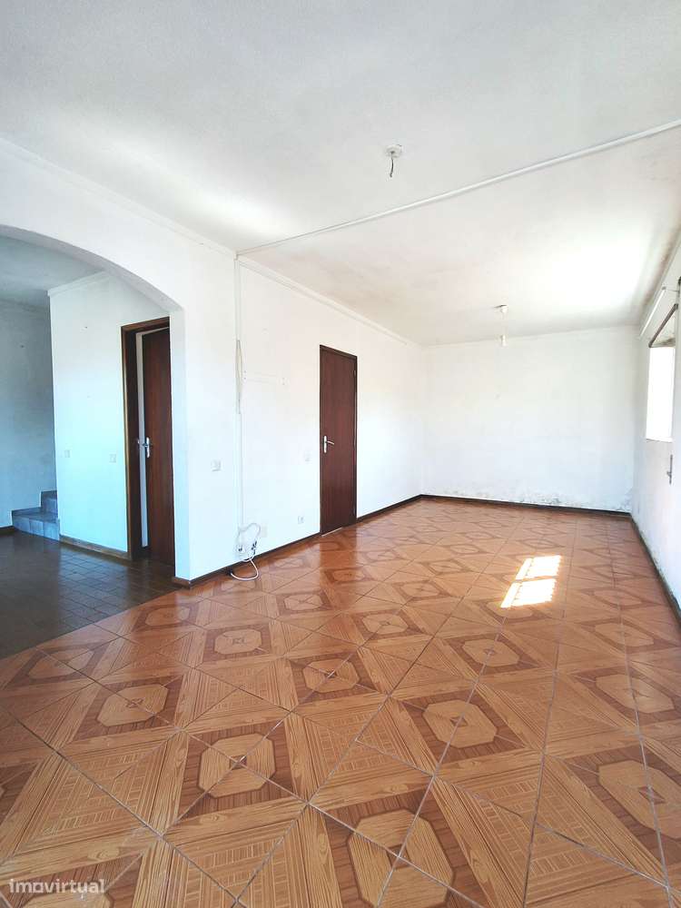 Moradia T3 Geminada com jardim e garagem em Gavião - V. N. Famalicão - Grande imagem: 4/12